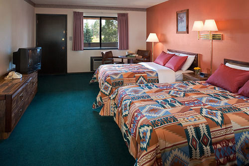 Branding Iron Motel Chama Exterior photo